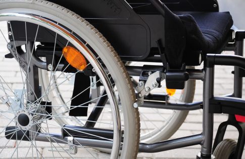 fauteuil roulant standard manuel